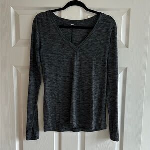 Lululemon Athletica Gray Fitted Long Sleeve Blouse